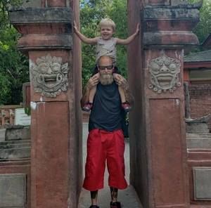 Meet your Posher, John